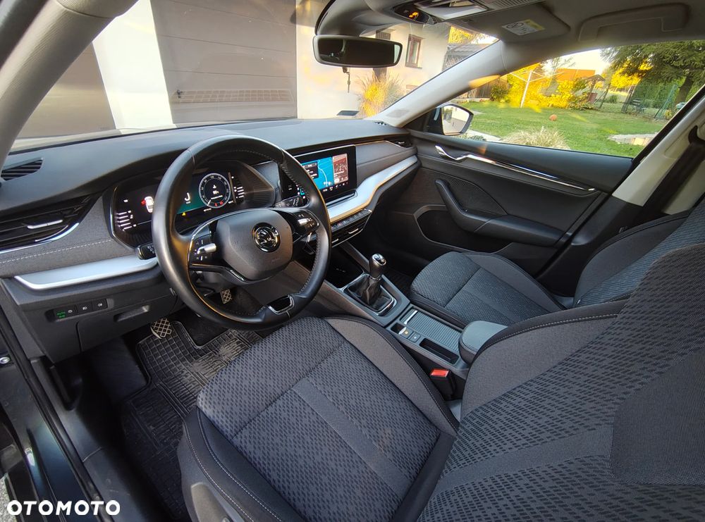 Skoda Octavia 1.5 TSI ACT Style - 29