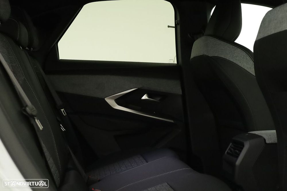 Peugeot 3008 1.2 Hybrid Allure e-DCS6 - 20