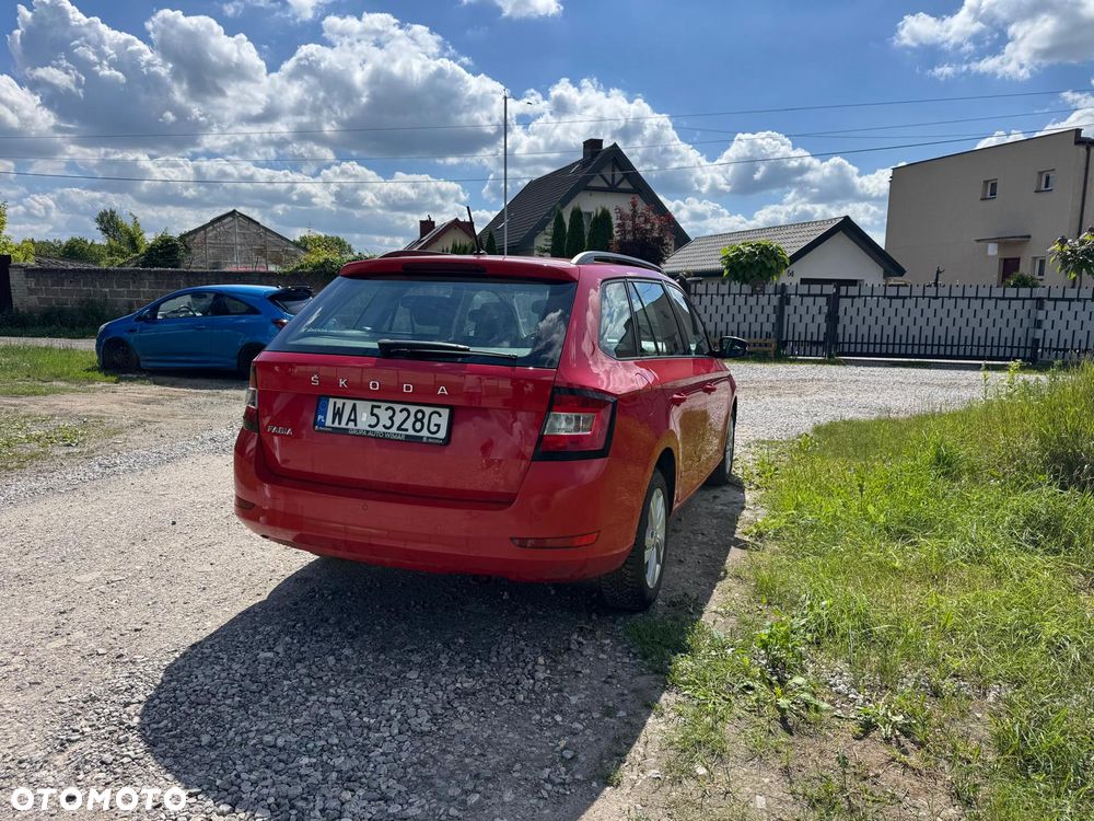 Skoda Fabia 1.0 TSI Ambition - 4