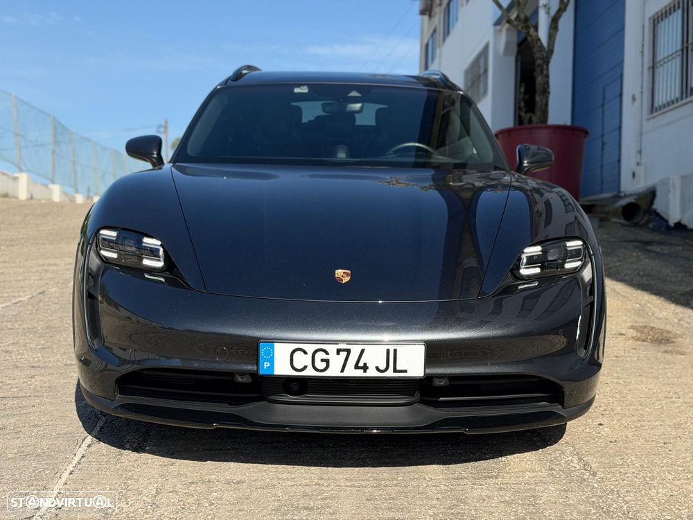 Porsche Taycan Cross Turismo 4S - 14