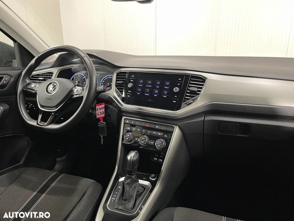Volkswagen T-Roc 2.0 TDI DSG Design - 8