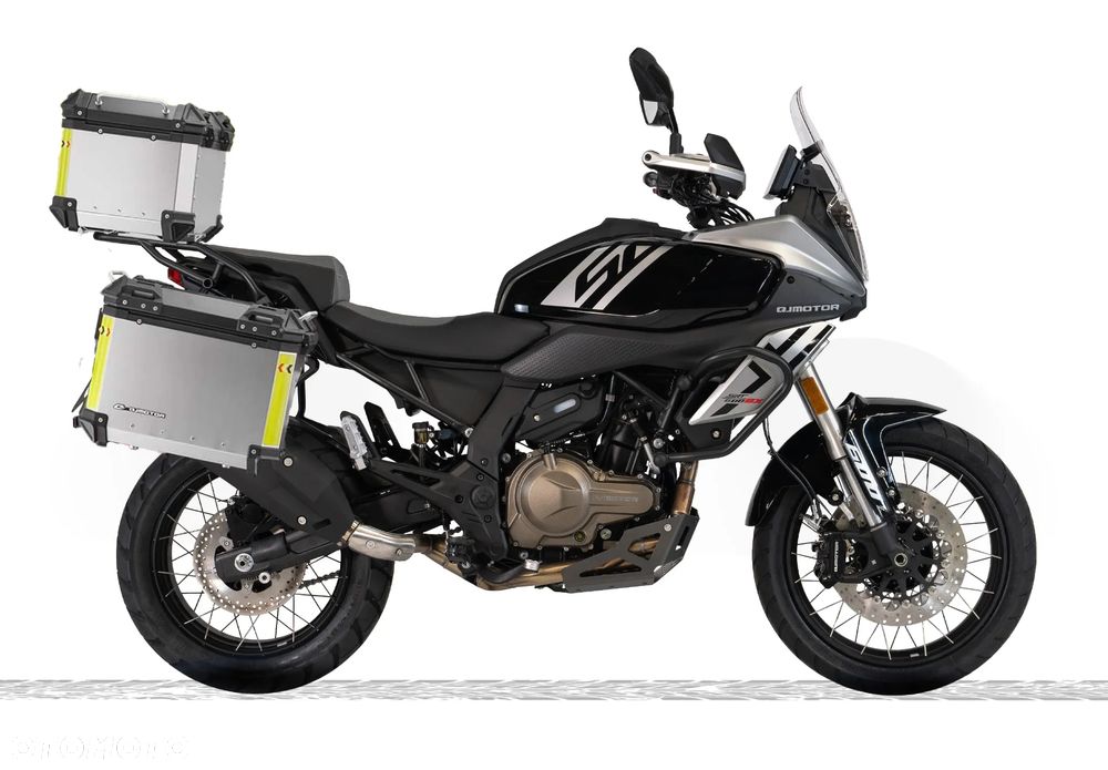 QJMOTOR SRT 600SX - 1