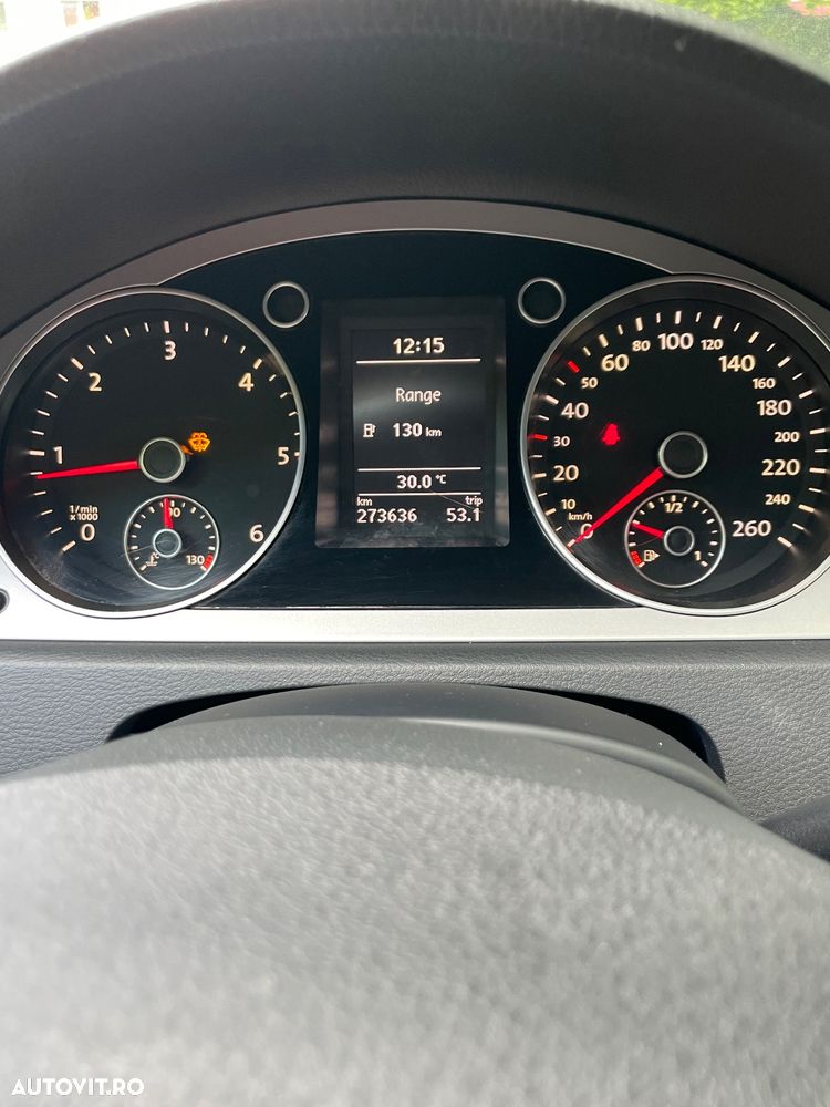 Volkswagen Passat 2.0 TDI DPF Sportline - 20