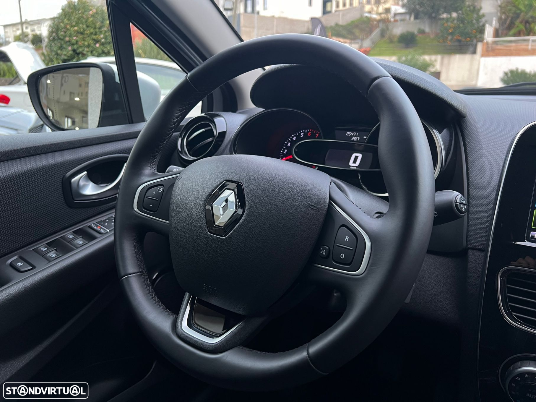 Renault Clio 0.9 TCe GT Line - 23