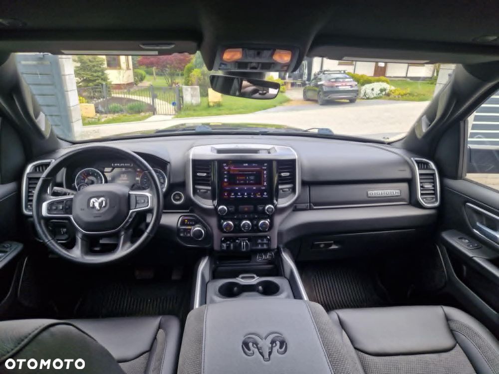 RAM 1500 5.7 Crew Cab Laramie - 8