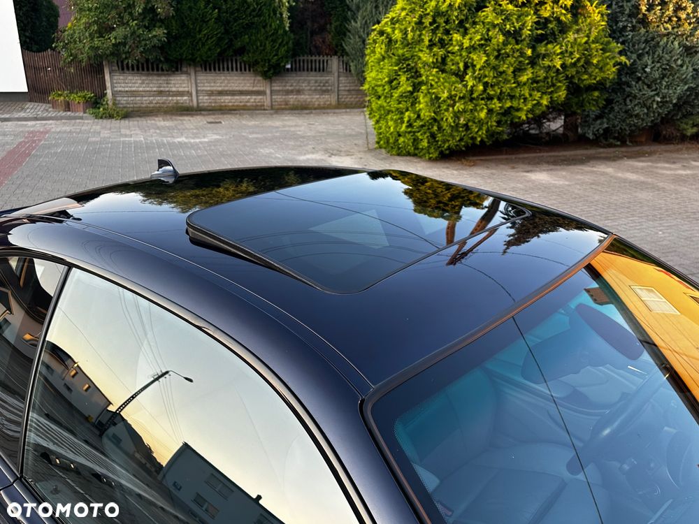 BMW Seria 3 330 Ci Edition Sport - 33