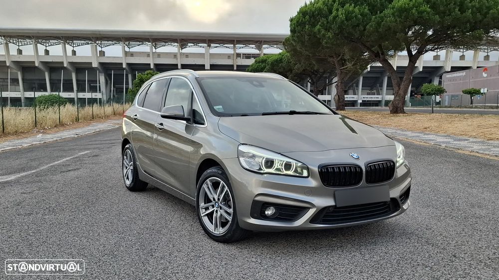 BMW 218 Active Tourer i Line Luxury Auto - 1