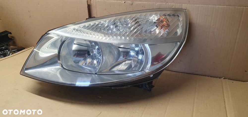 Lampa lewy przód przednia lewa Renault Scenic II - 3