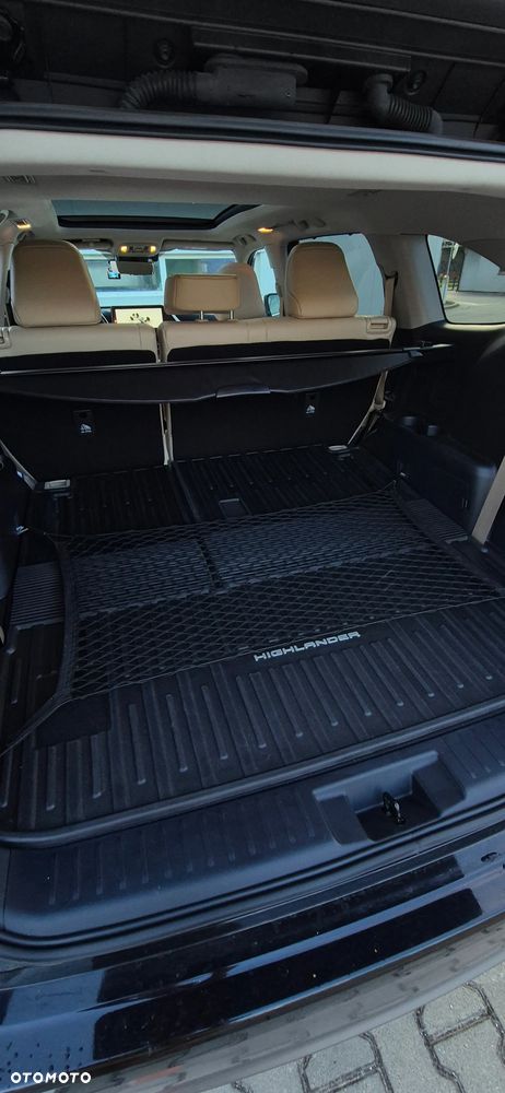 Toyota Highlander 2.5 Hybrid Executive - 27
