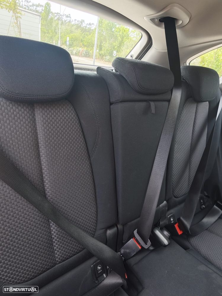 BMW 216 Active Tourer - 19