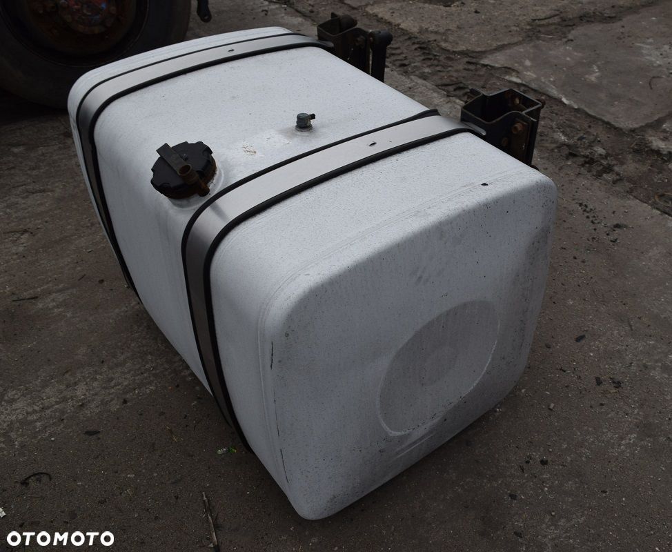 ZBIORNIK PALIWA RENAULT MAN DAF IVECO SCANIA 450 L - 1