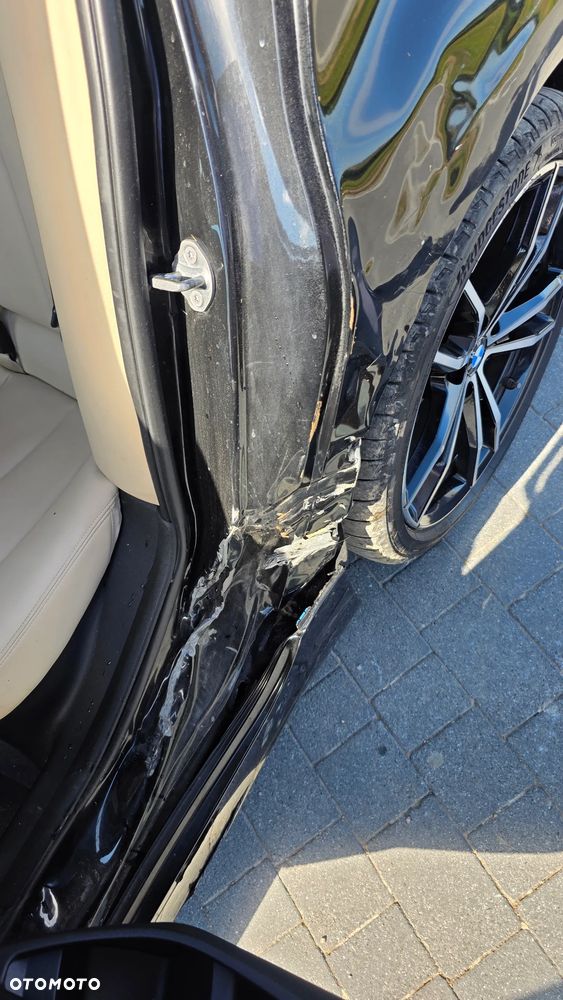 BMW Seria 3 318d Sport Line Shadow - 12