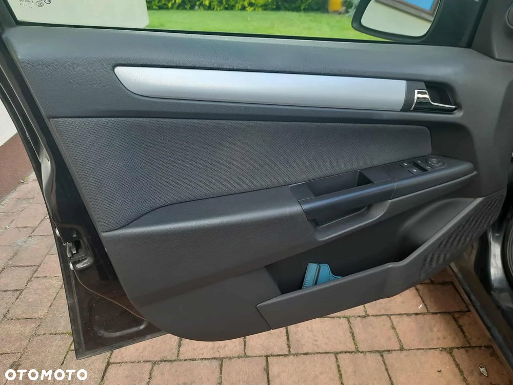Opel Astra - 20