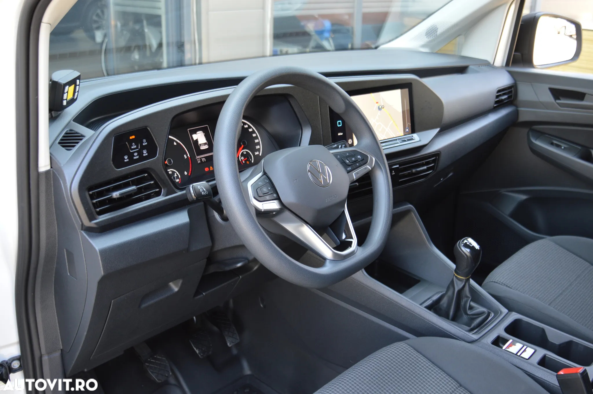 Volkswagen CADDY 2.0TDI FRIGORIFIC - 13