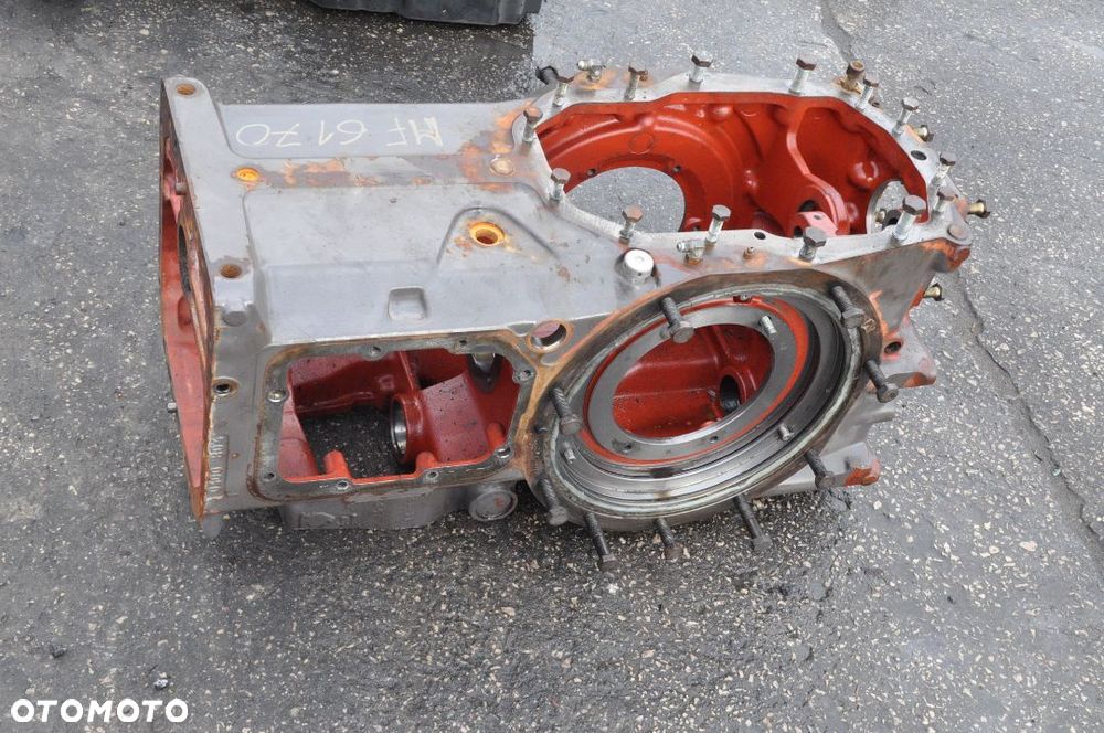 OBUDOWA MOSTU TYŁ ARES  MASSEY FERGUSON 6170 0300B04 - 1