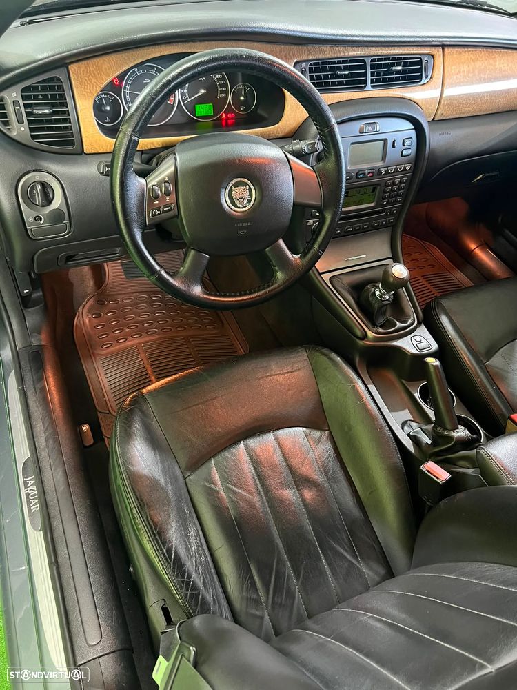 Jaguar X-Type 2.0 Executive - 9