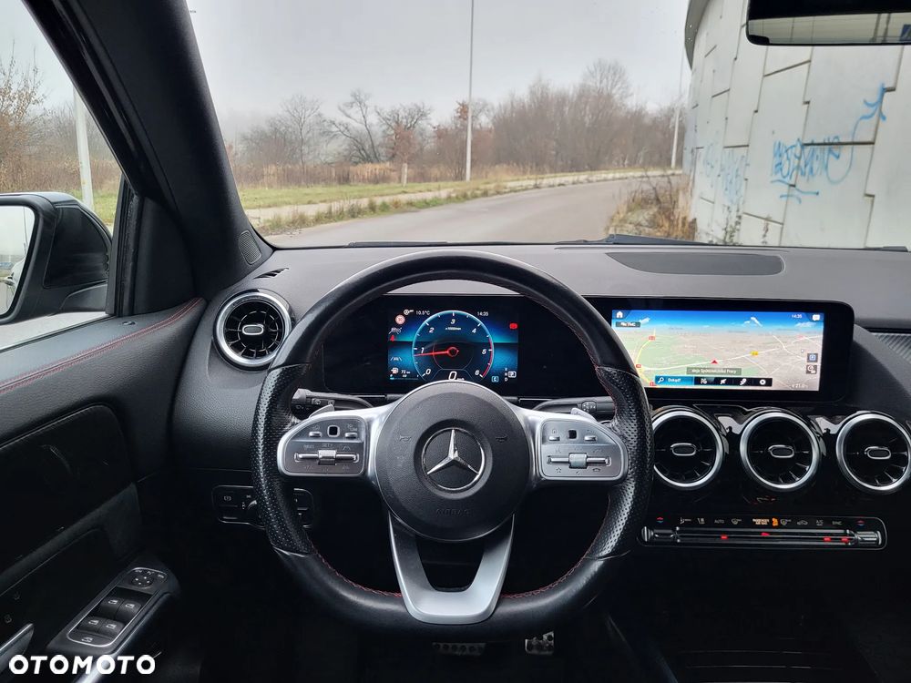 Mercedes-Benz GLA 200 d 8G-DCT AMG Line - 12