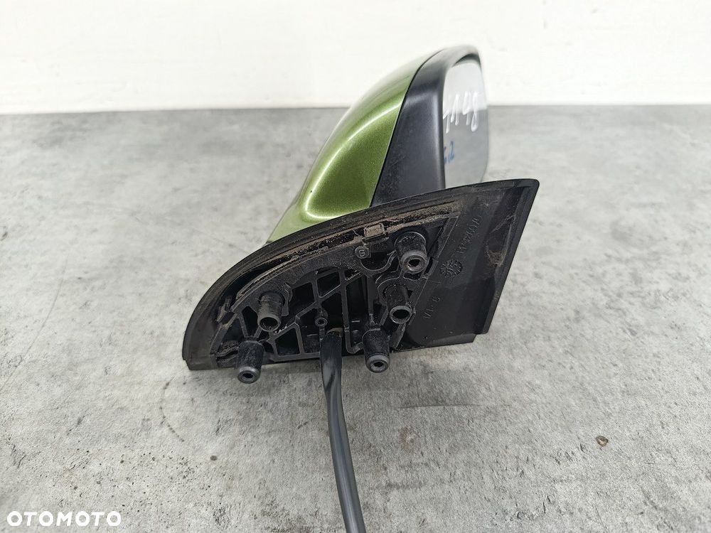 LUSTERKO PRAWE PEUGEOT 307 FL 96577215XT 1.6 HDI - 5