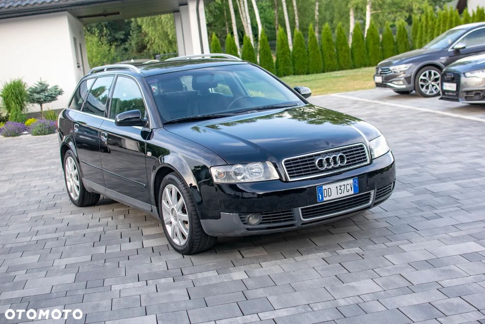 Audi A4 Avant - 4