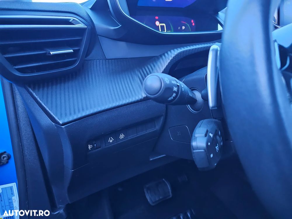 Peugeot 2008 1.5 BlueHDI STT EAT8 GT Line - 39