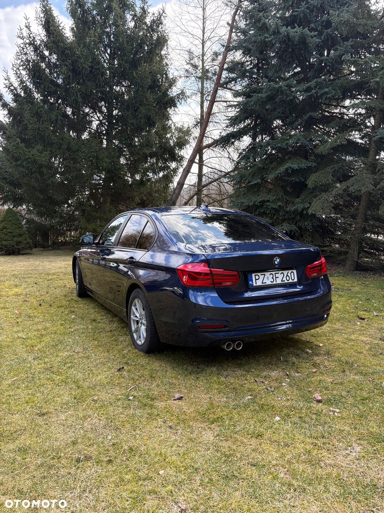 BMW Seria 3 320d Efficient Dynamics Sport - 4