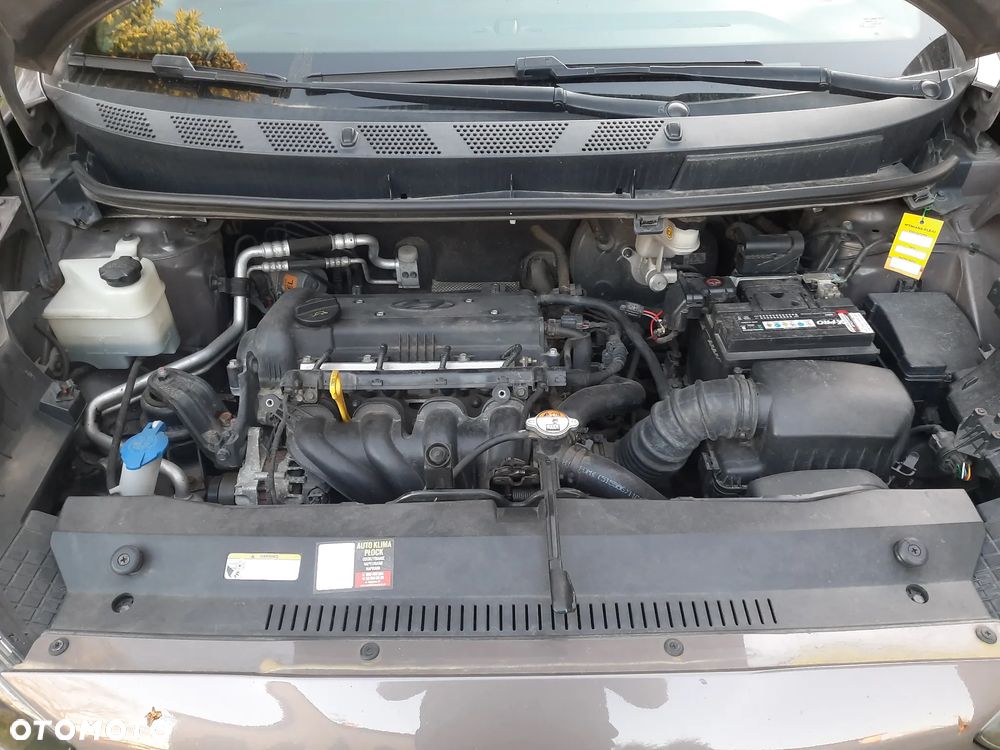 Hyundai ix20 1.6 Comfort - 22