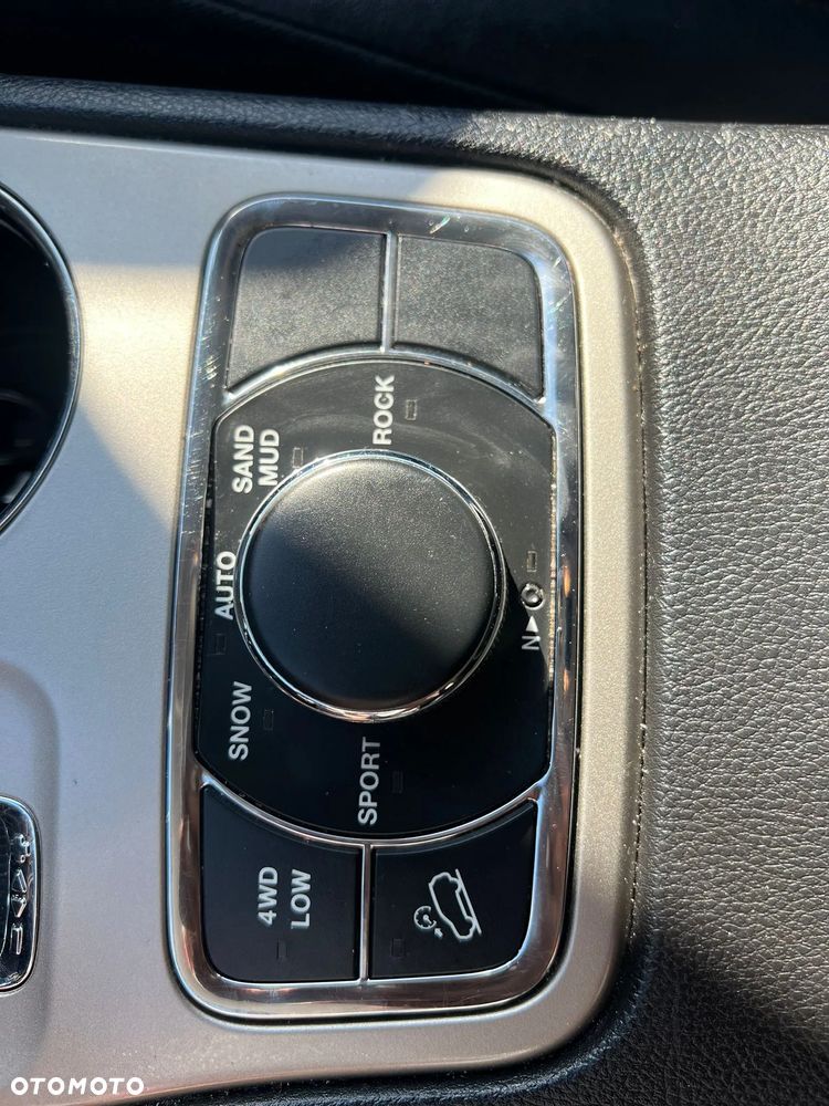 Jeep Grand Cherokee 3.0 CRD Limited - 24