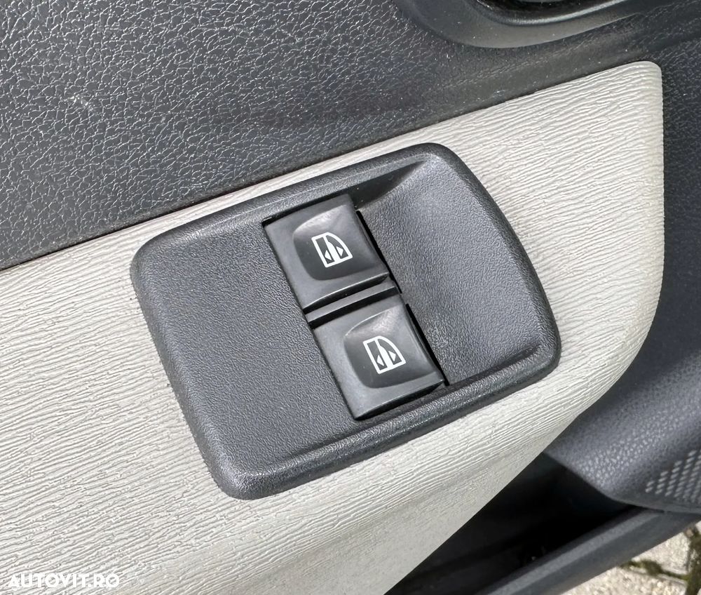 Dacia Lodgy - 28