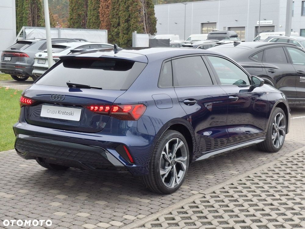 Audi A3 Sportback - 6