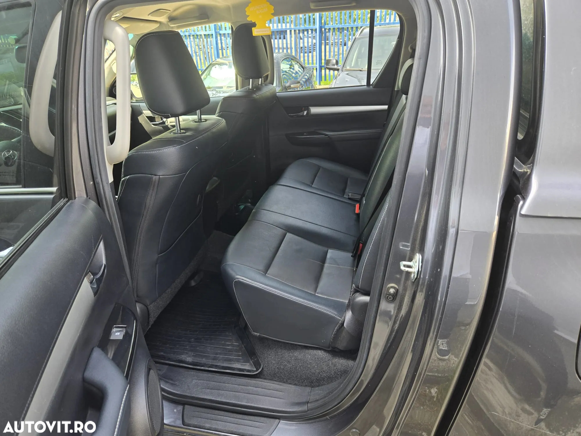Toyota Hilux 2.4D 150CP 4x4 Double Cab AT Executive - 15