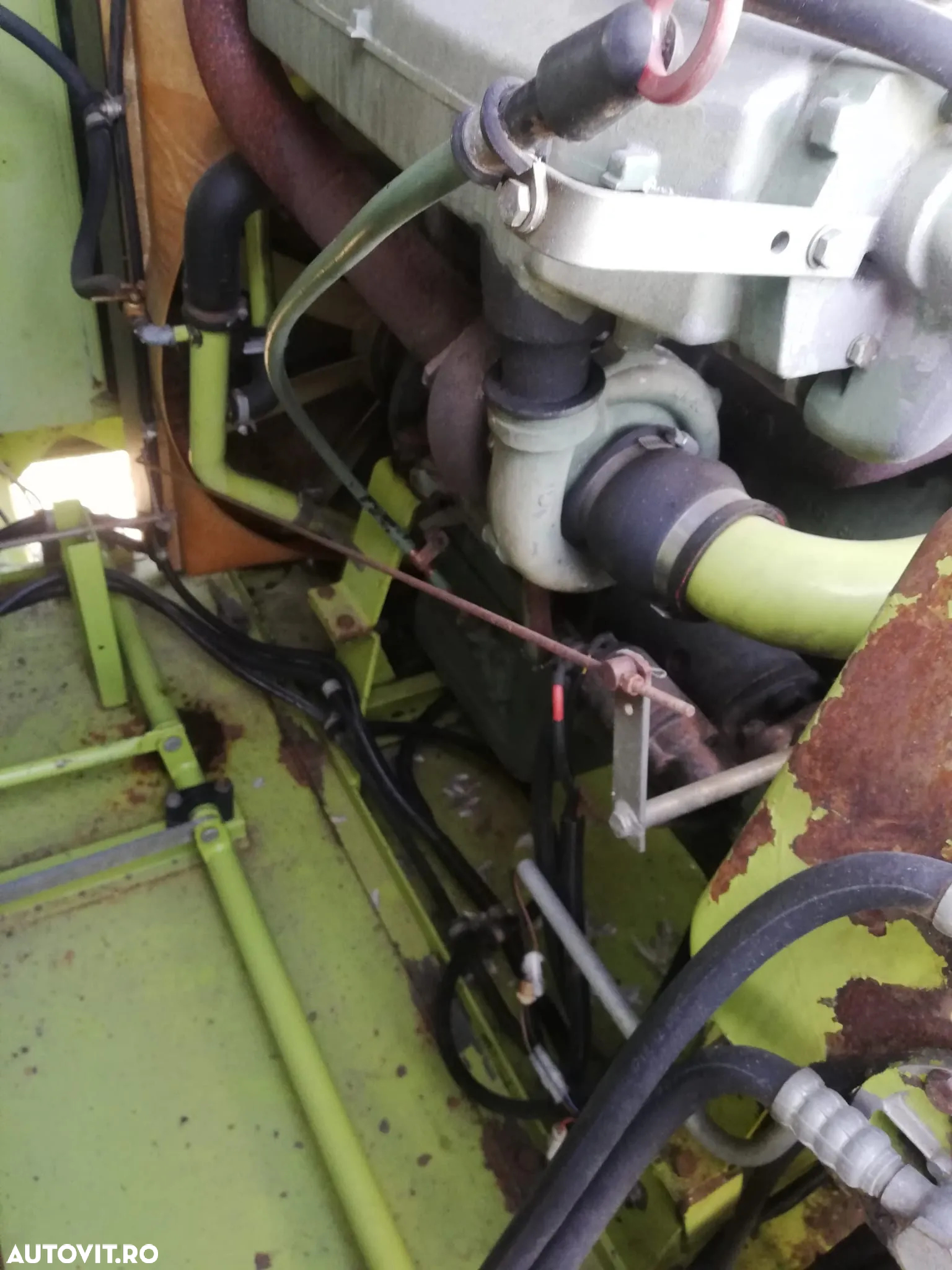 Claas MEGA 208 - 6