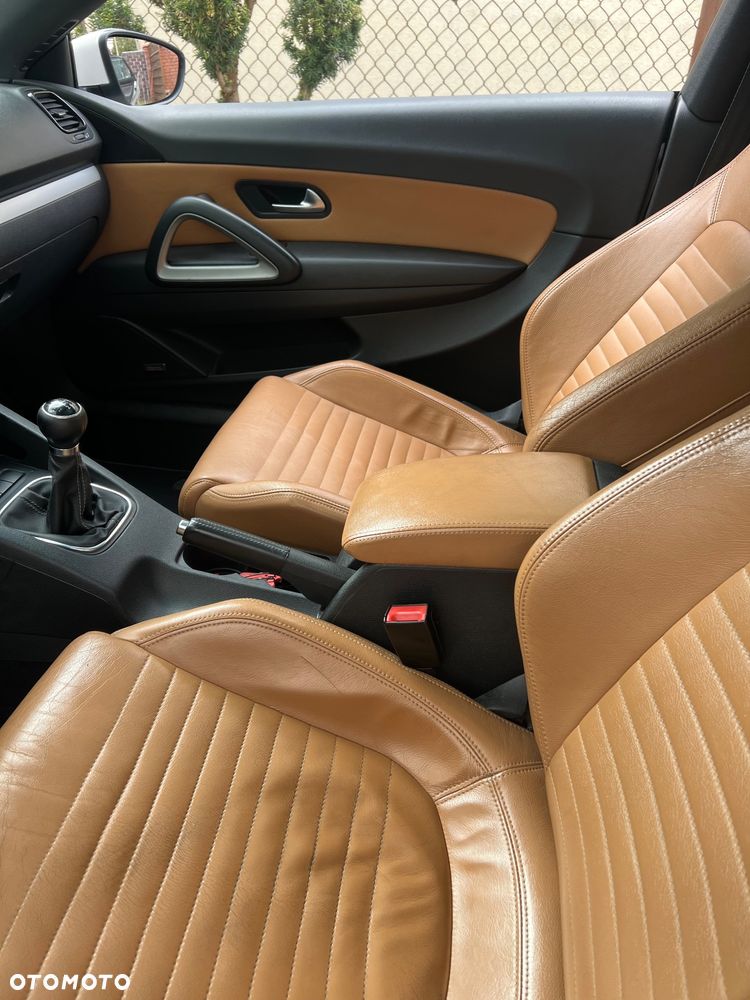 Volkswagen Scirocco - 8