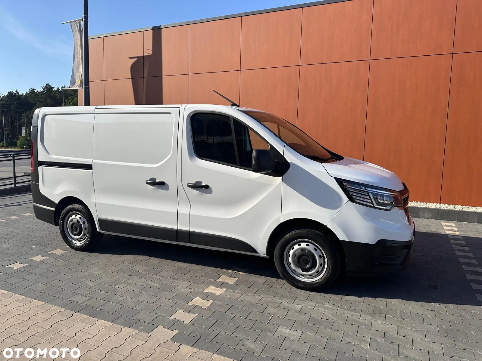 Renault Trafic - 15