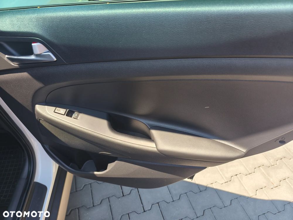 Hyundai Tucson 1.6 Turbo 2WD Go - 23