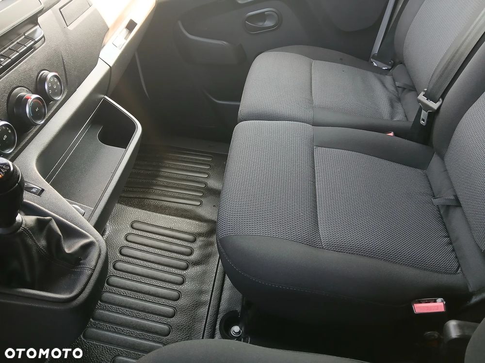 Renault MASTER KONTENER 2.3 145KM KLIMA WINDA - 13