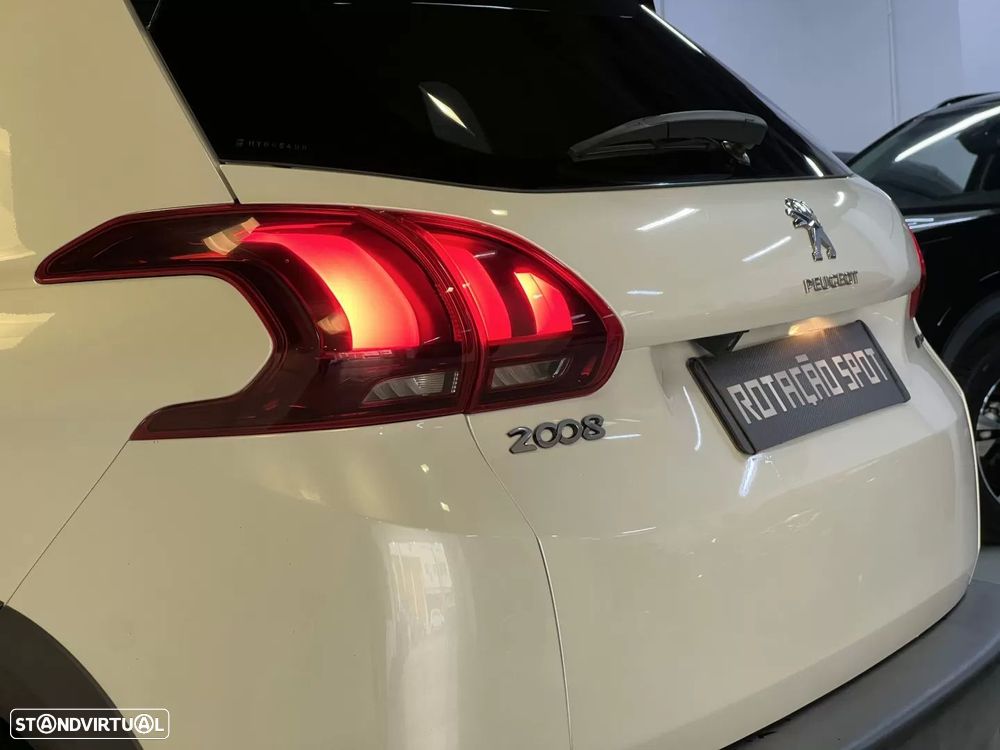 Peugeot 2008 1.2 PureTech GT Line - 41