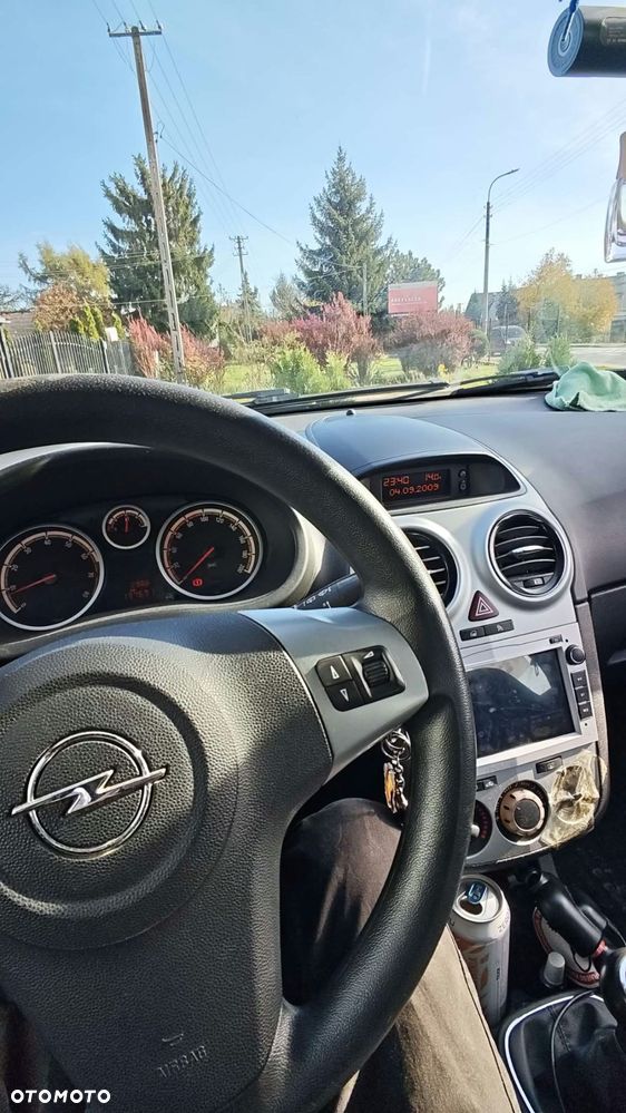 Opel Corsa 1.2 16V Cosmo - 4
