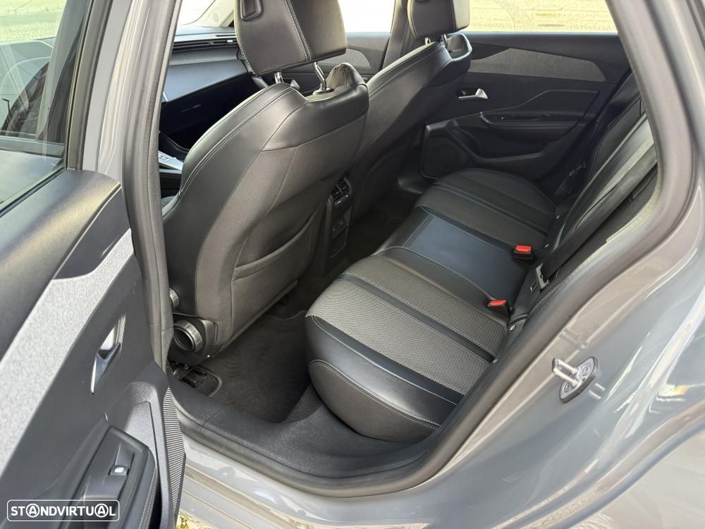 Peugeot 308 SW 1.5 BlueHDi Allure Pack EAT8 - 19