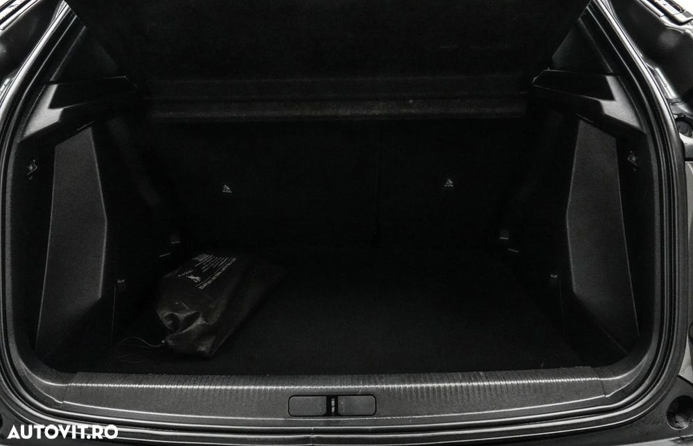 Peugeot 2008 1.2 PureTech EAT8 STT Allure Pack - 24