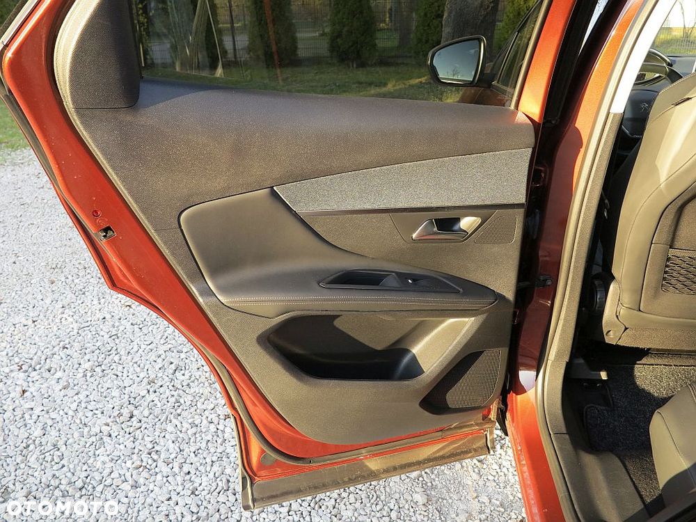 Peugeot 3008 BlueHDi 130 Stop & Start Allure Pack - 16