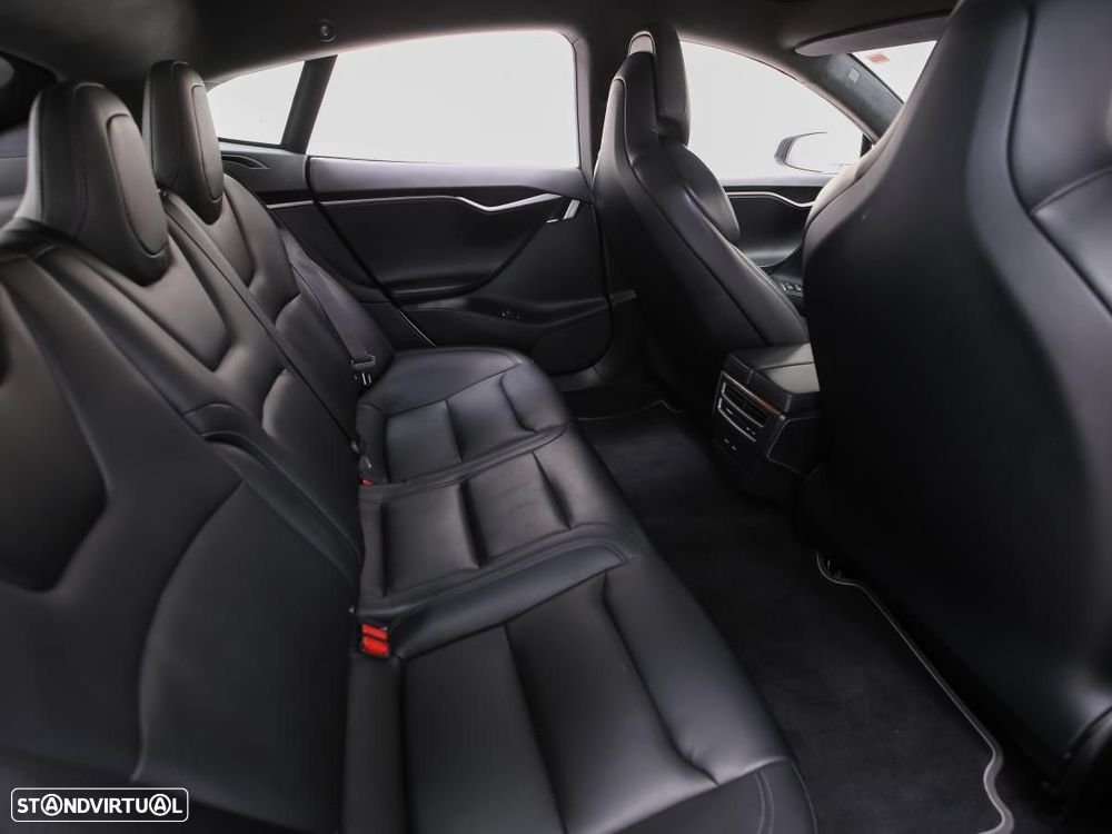 Tesla Model S Performance Ludicrous AWD - 11