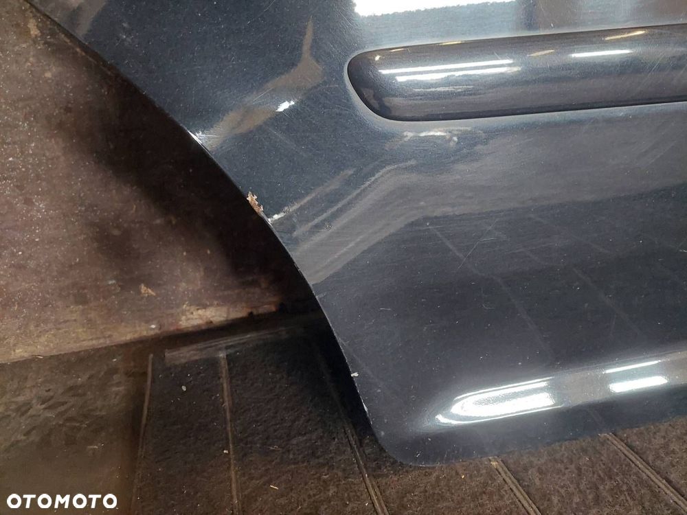 DRZWI KOMPLETNE PRAWY TYŁ VOLKSWAGEN TOURAN I LC9Z - 4