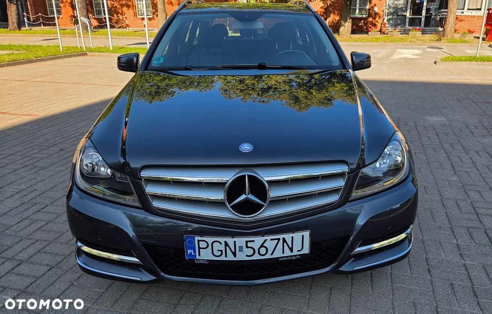 Mercedes-Benz Klasa C 180 (BlueEFFICIENCY) Avantgarde - 2