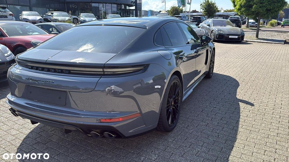 Porsche Panamera - 13