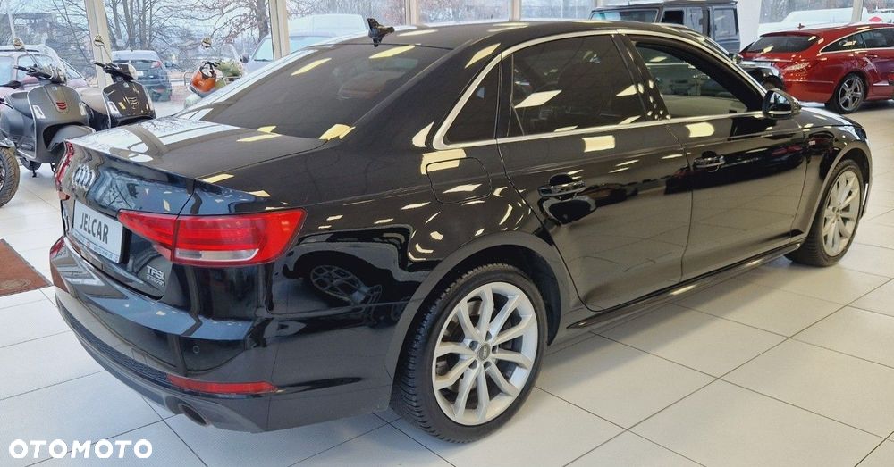 Audi A4 Limousine 2.0 TFSI Quattro Design S tronic - 10