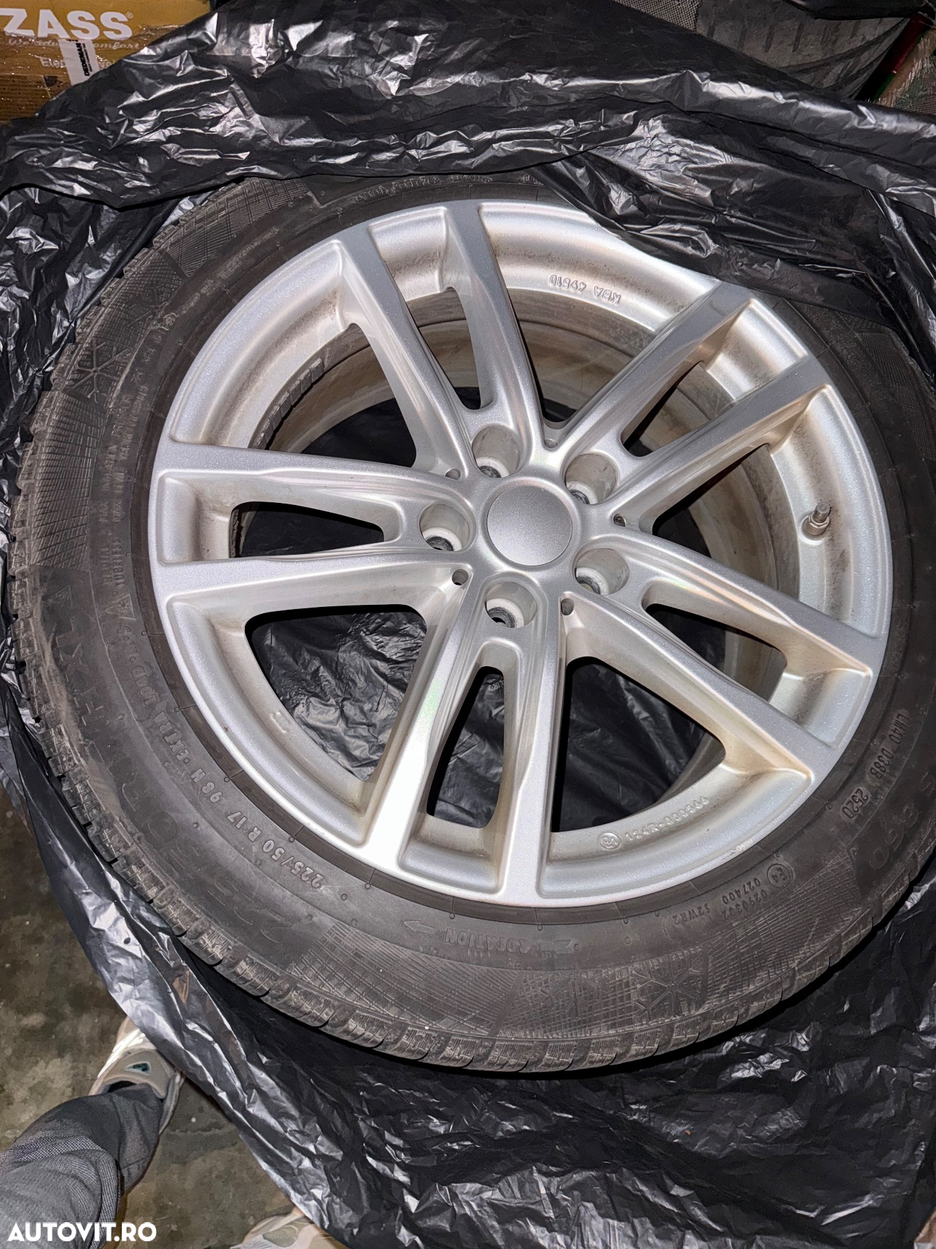 BMW Seria 3 318i AT - 7