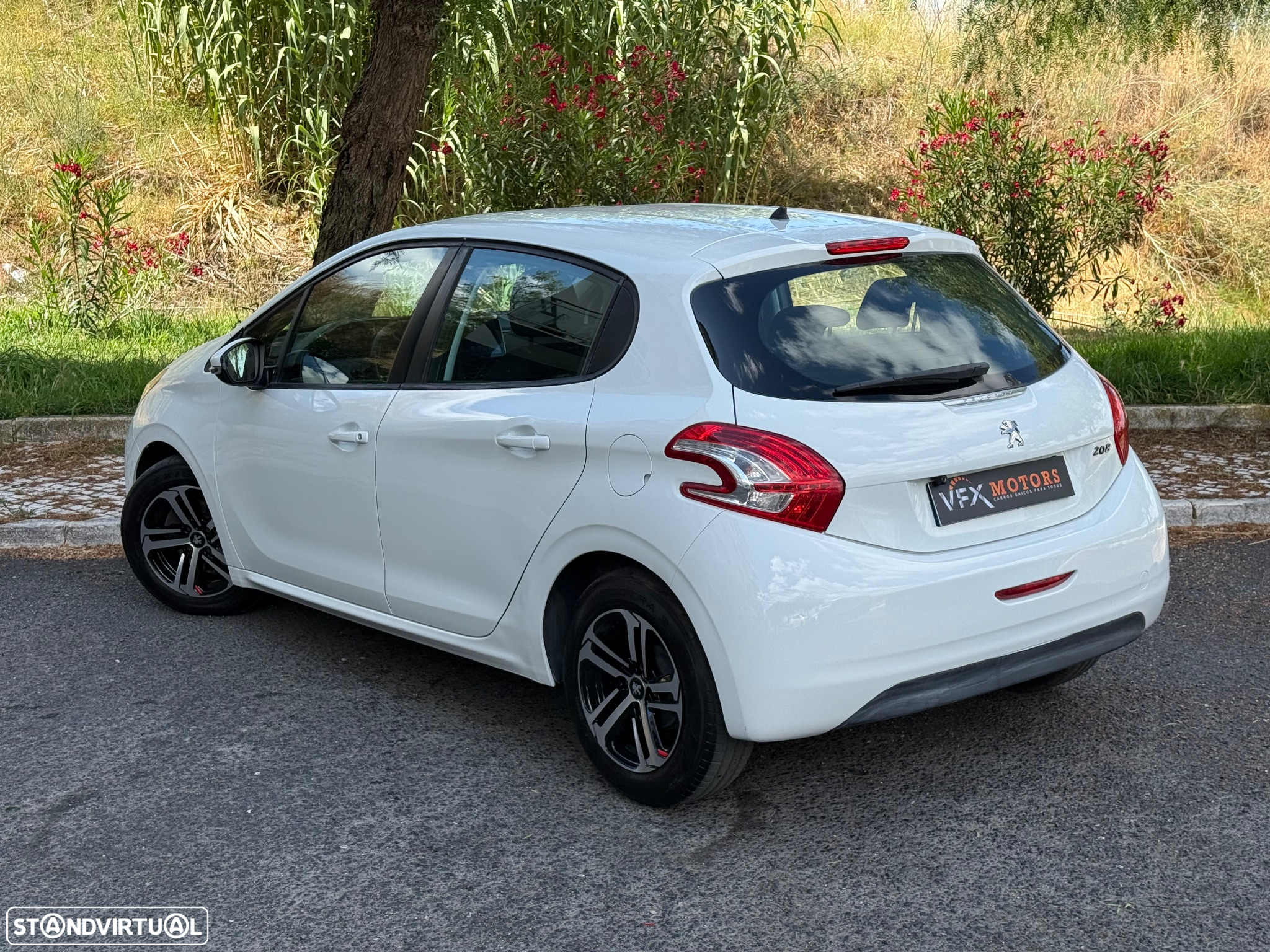 Peugeot 208 1.4 HDi Active - 8