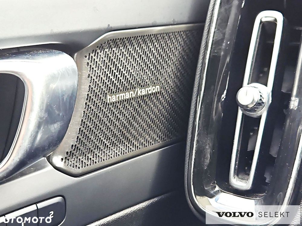Volvo XC 40 - 21
