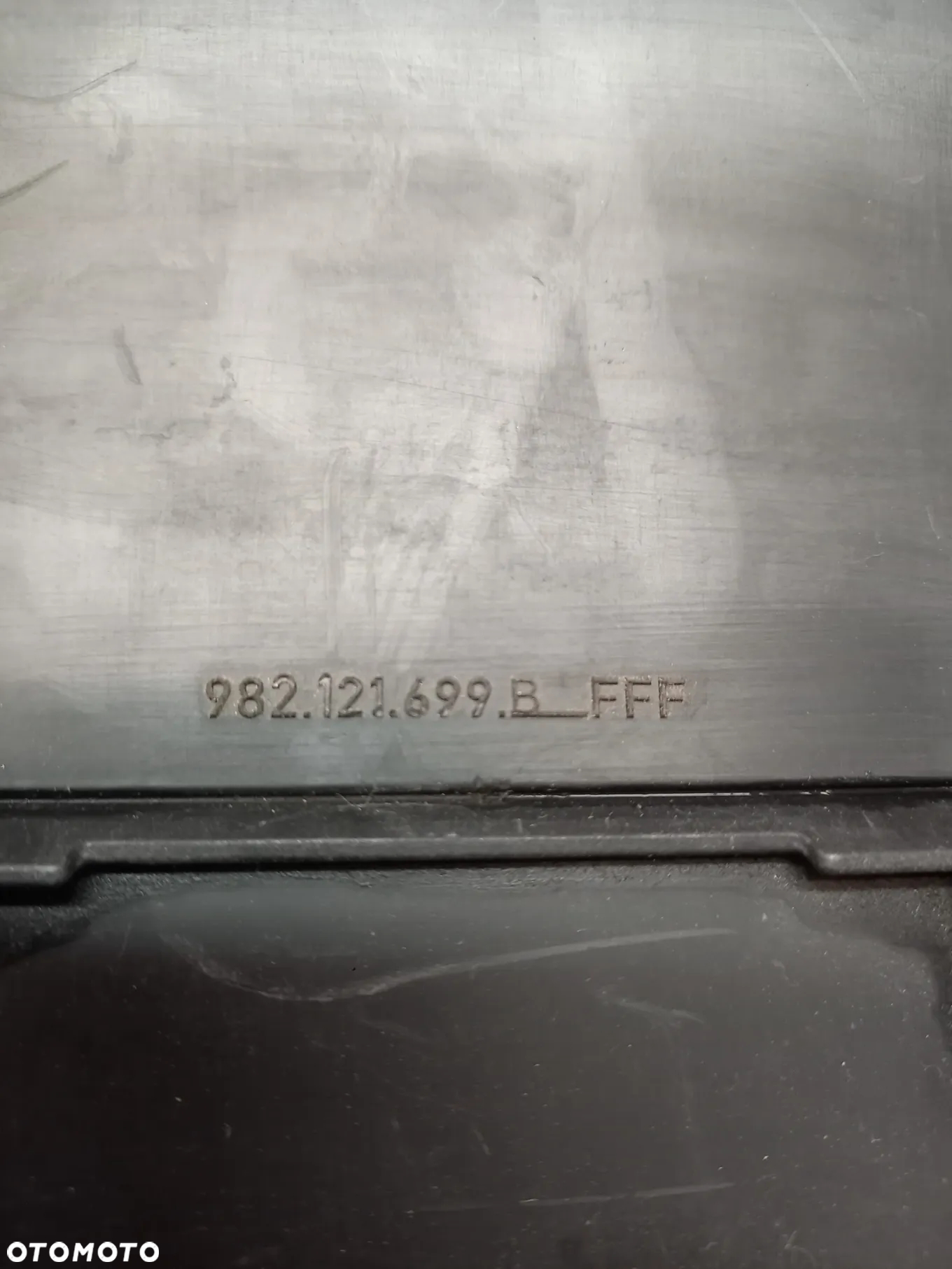 Porsche Cayman Boxter 718 982 żaluzja tunel powietrza maskownica kierownica - 5