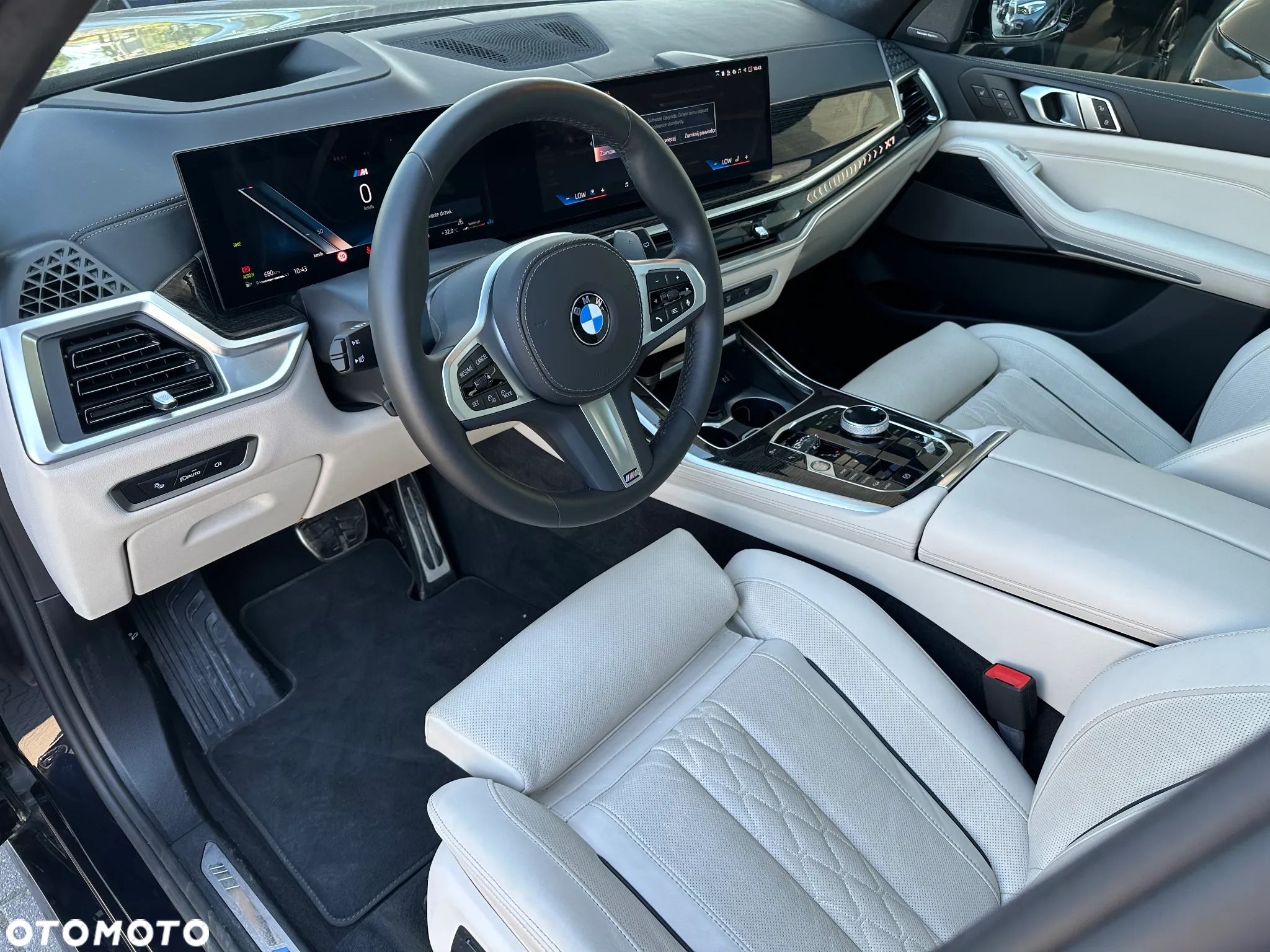 BMW X7 - 12